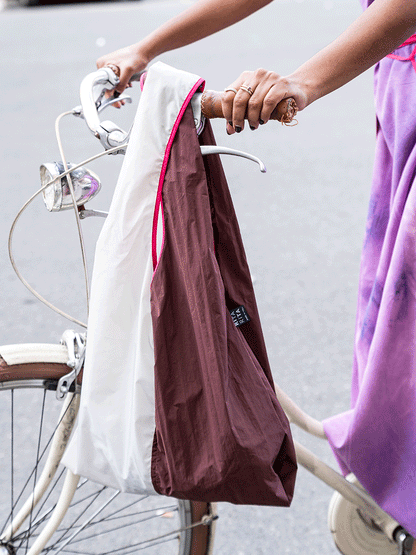 Shopping bags 
